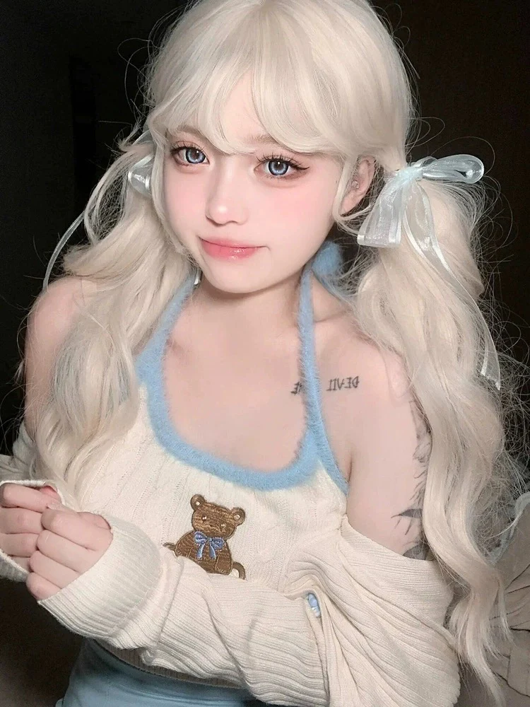 Blonde wavy long curly wig HA2380 - Image 2