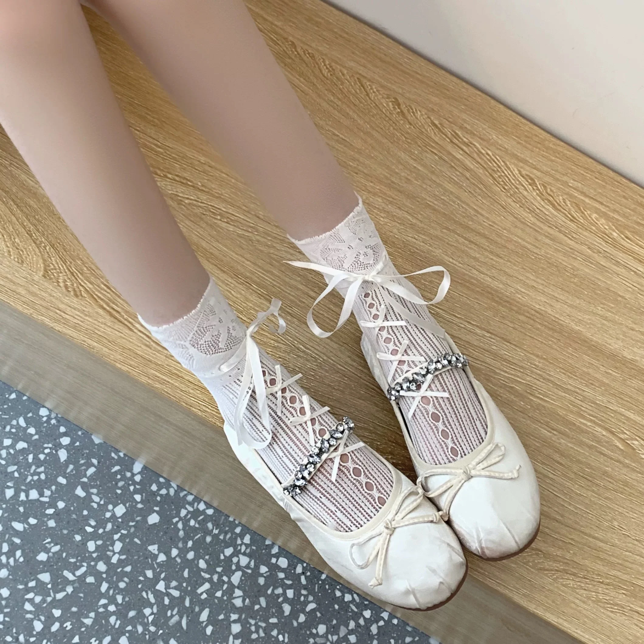 Bow mid-calf socks HA2359 - Image 10