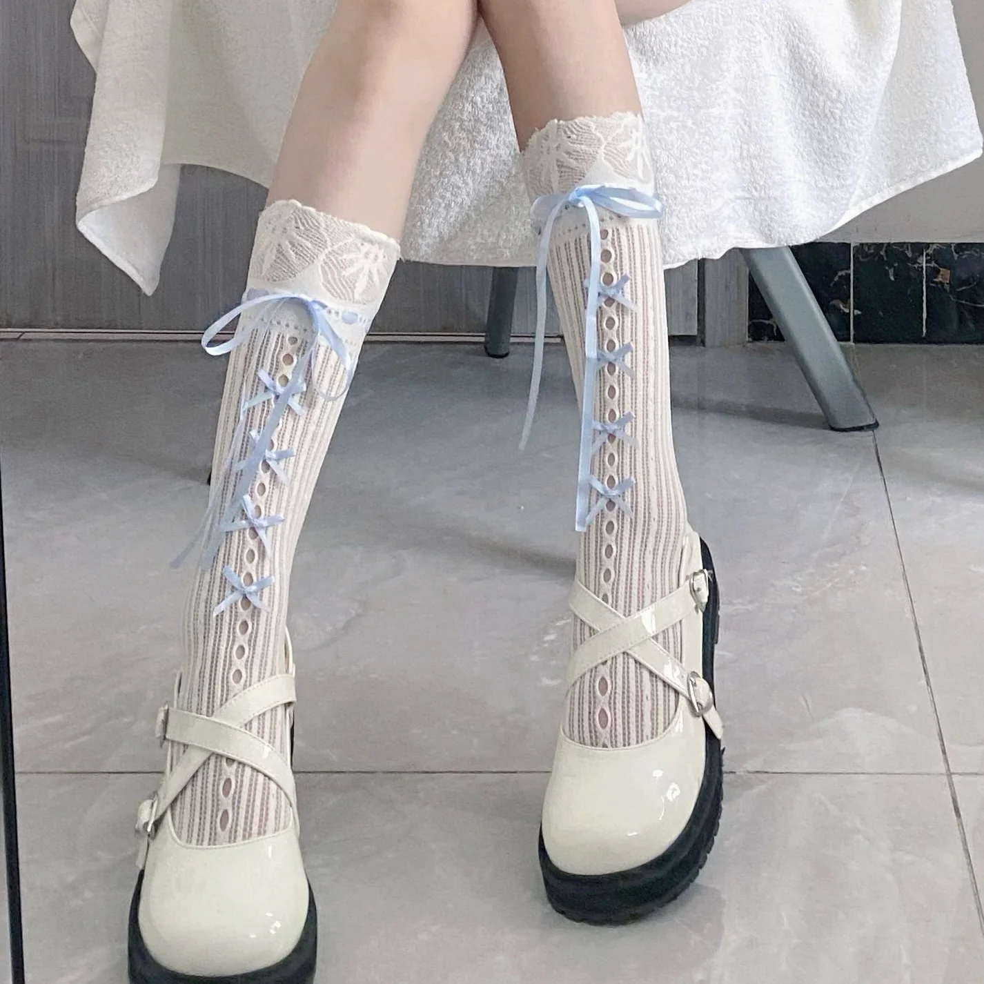Bow mid-calf socks HA2359 - Image 13