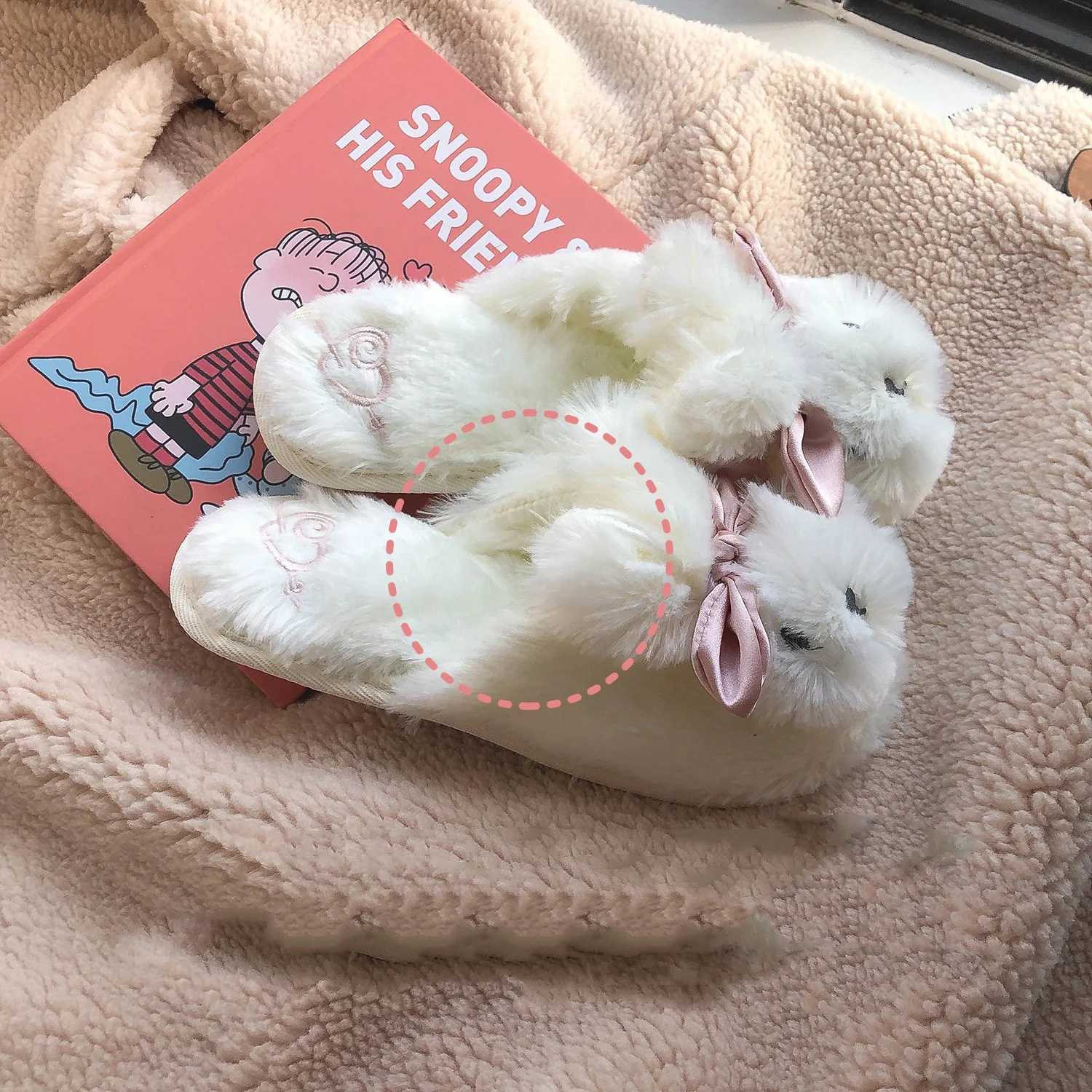 Cute bunny fur slippers   HA1291 - Image 3