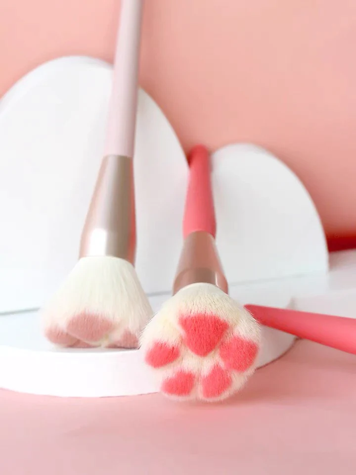 Cute girly heart cat paw makeup brush   HA0088 - Image 3