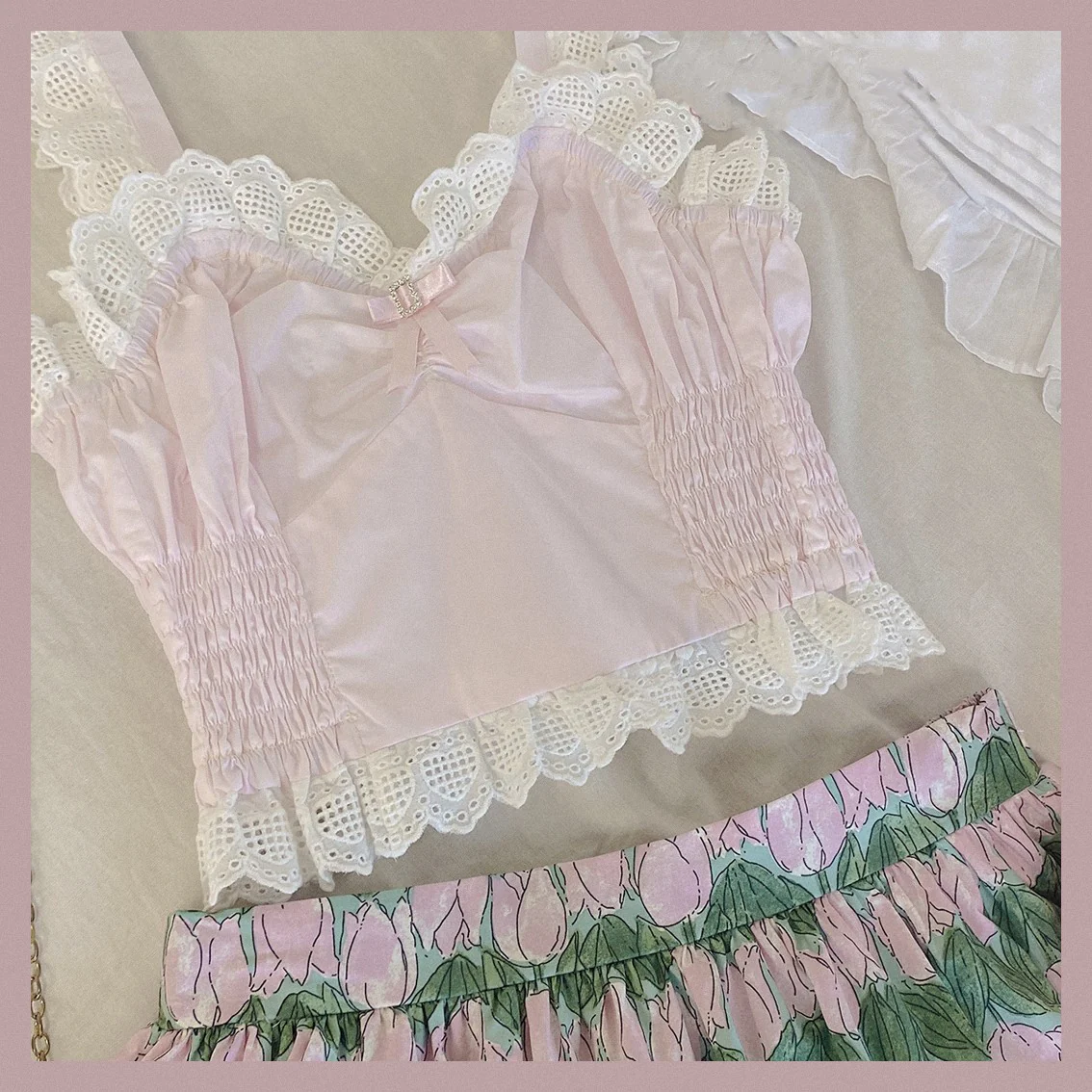 Cute Lace Camisole Top HA1328 - Image 5