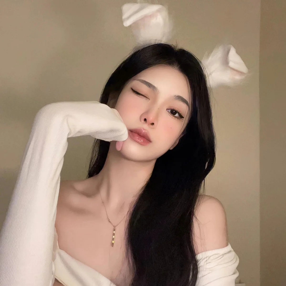 Furry Bunny Ears Headband  HA1425 - Image 4