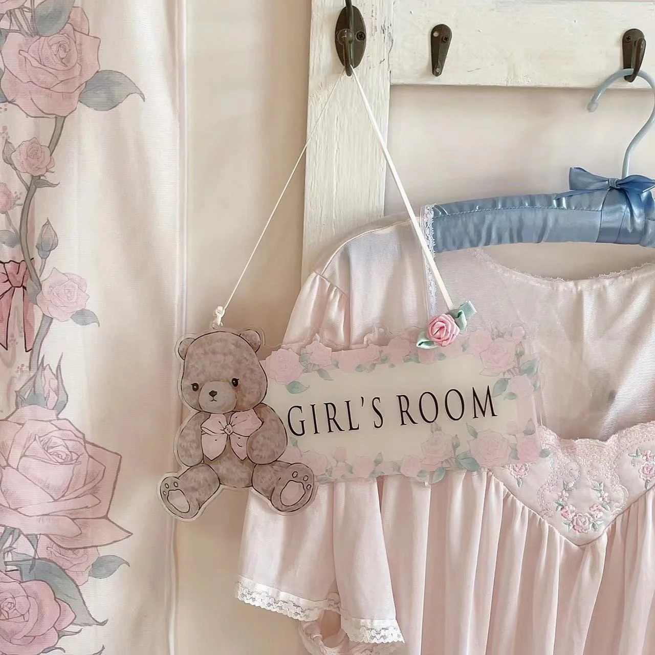 Girls' Room Decoration Listings   HA1378 - Image 3