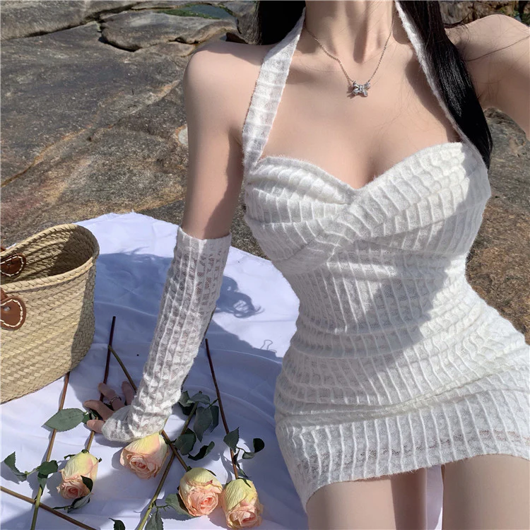 Lace halterneck dress + sleeves HA2254 - Image 4