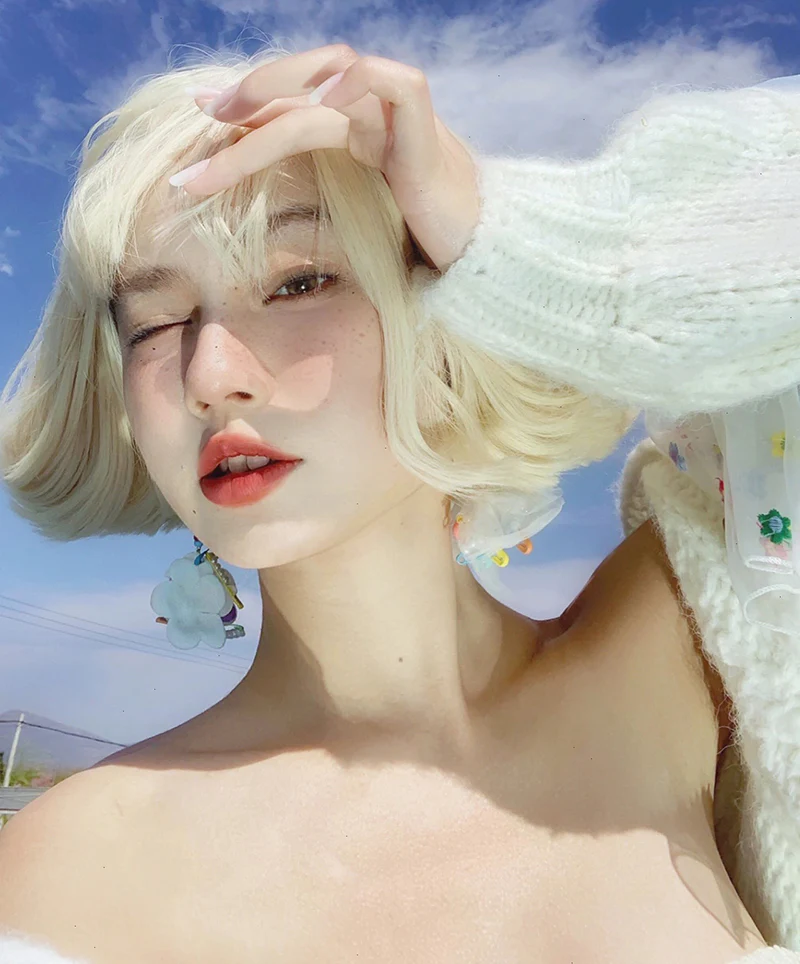 Milk Platinum Bob  HA0297 - Image 2