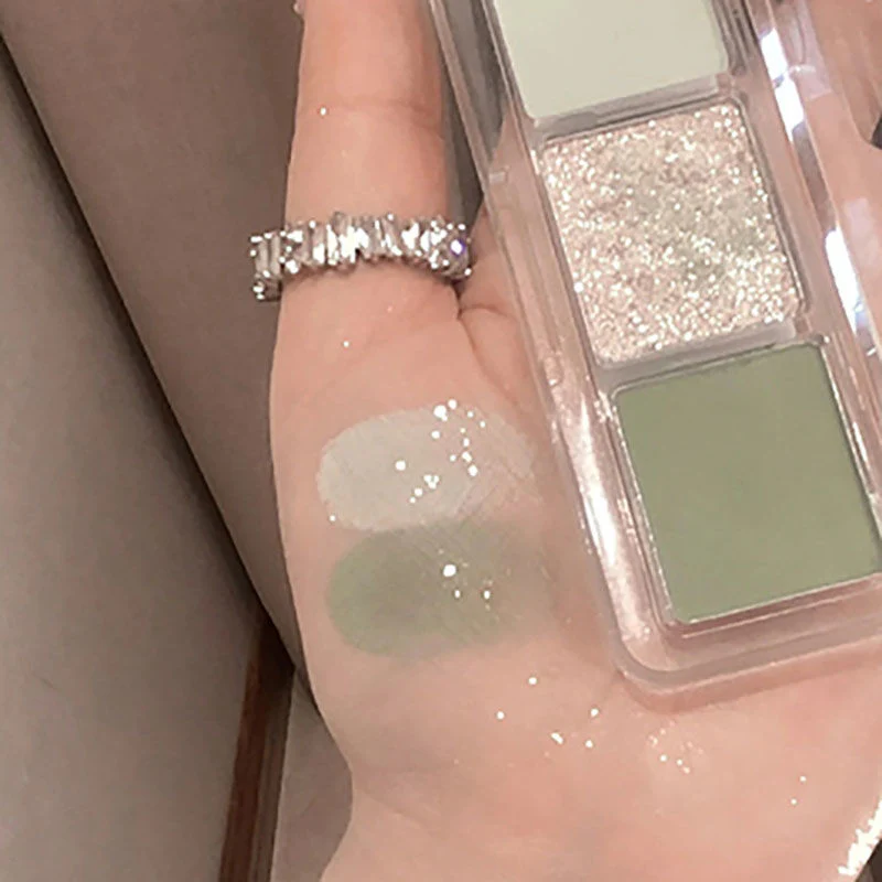 Mint green tri-color eye shadow HA0923 - Image 5