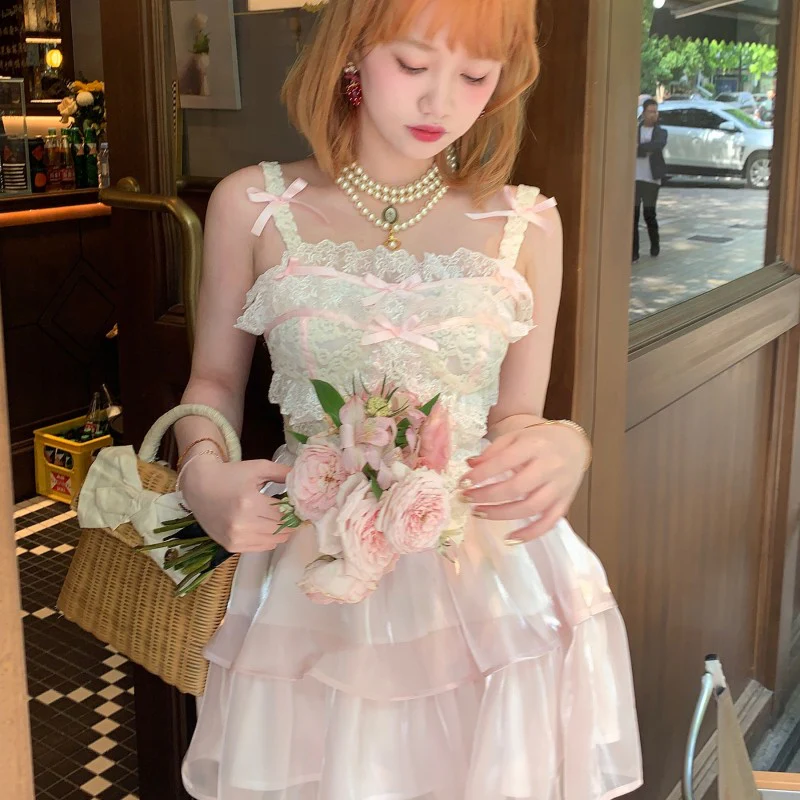Pink princess lace suspender dress  HA1997 - Image 3
