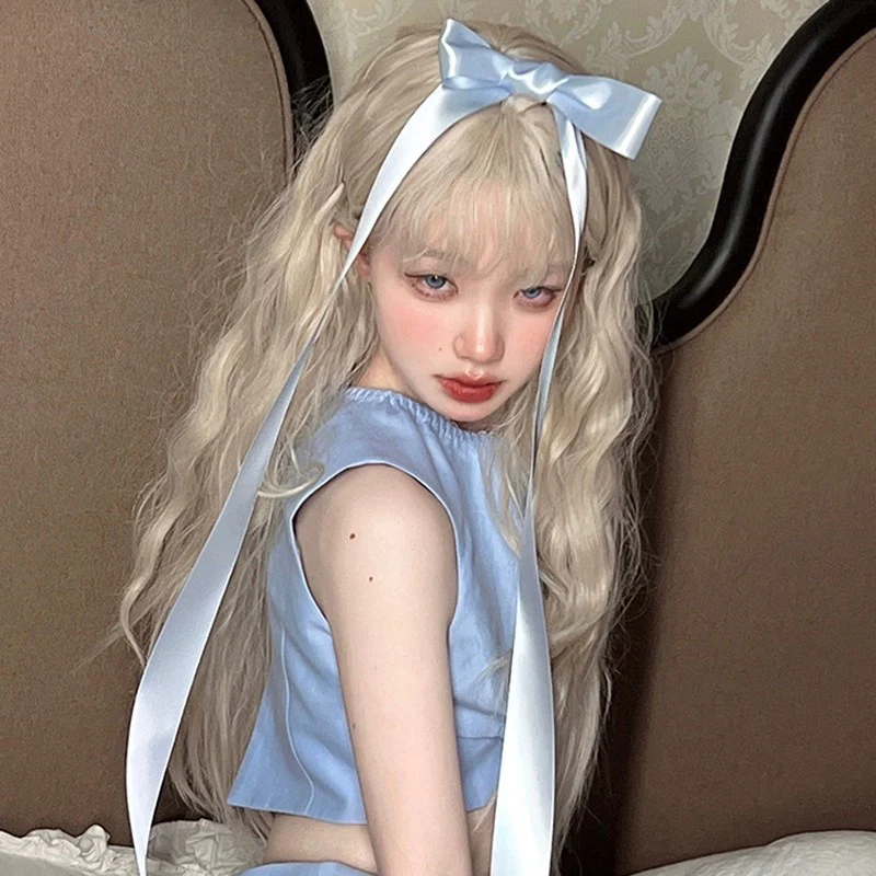 Platinum light long curly hair   HA1695 - Image 3