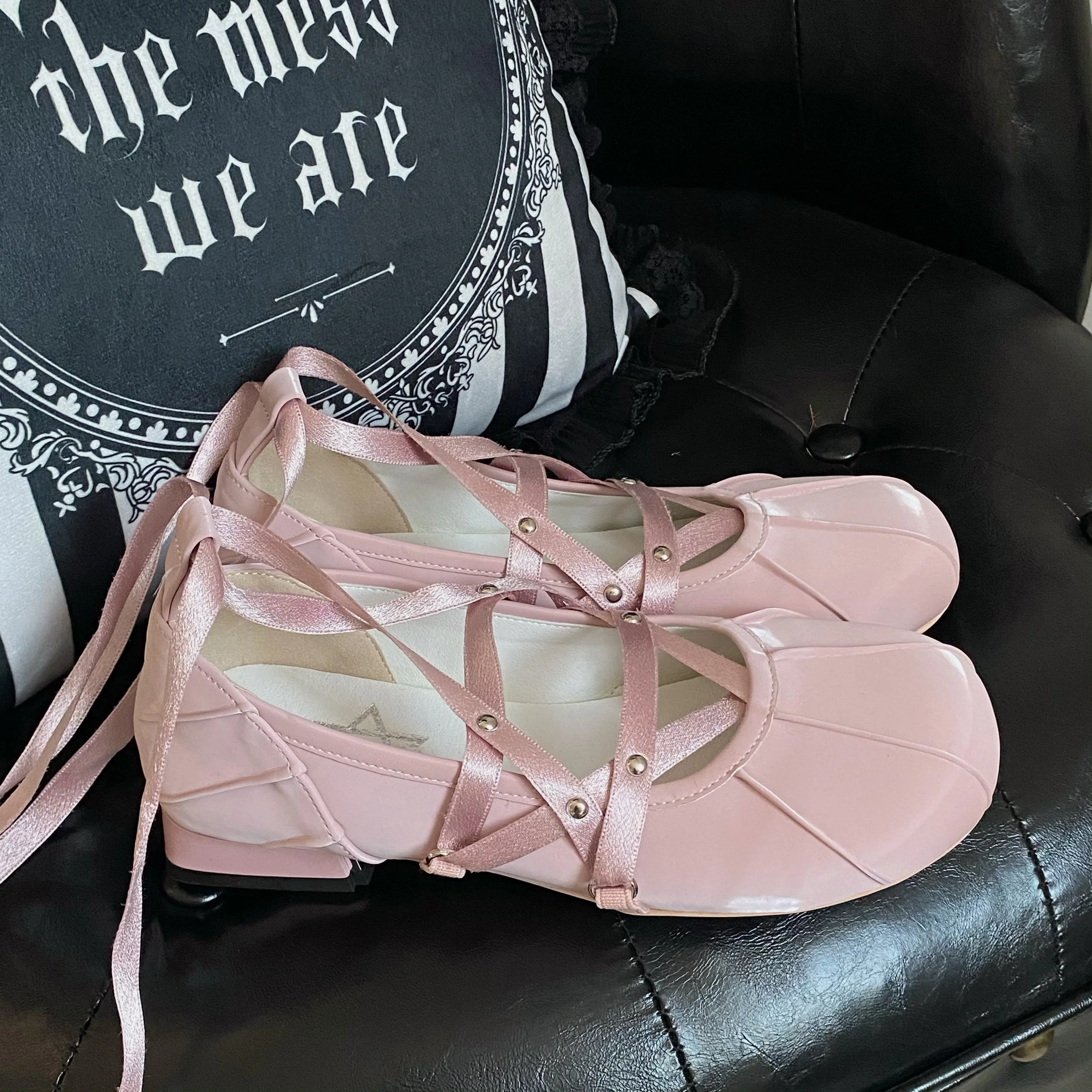 Round toe marie lace up shoes HA1586 - Image 6