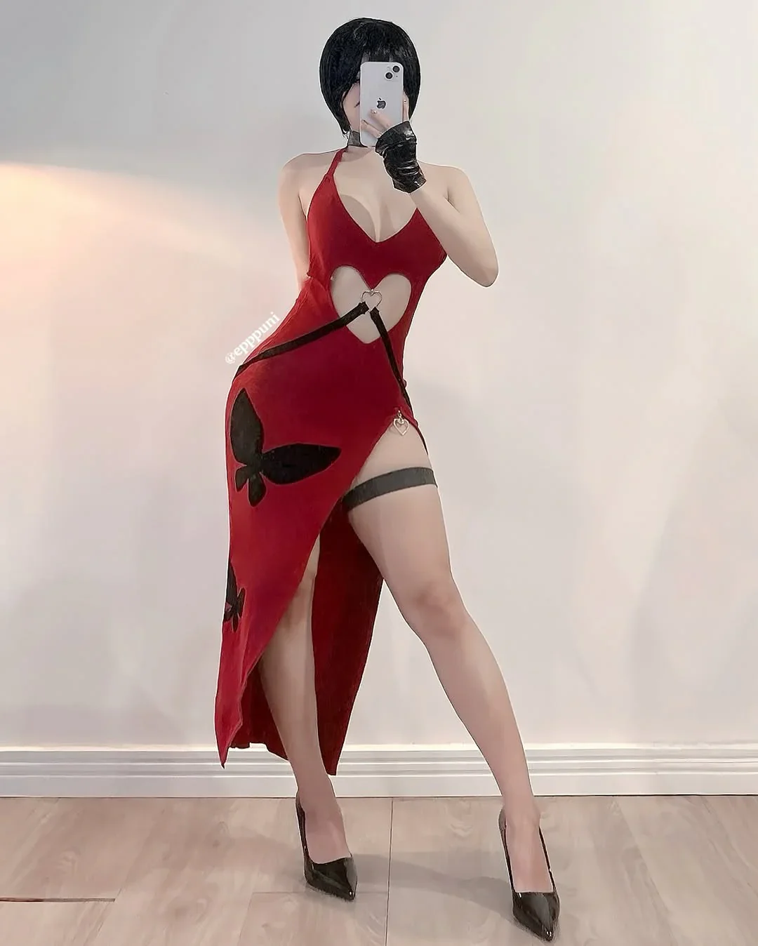 Sexy Red Heart Cutout Dress For Female HA2876 - Image 3
