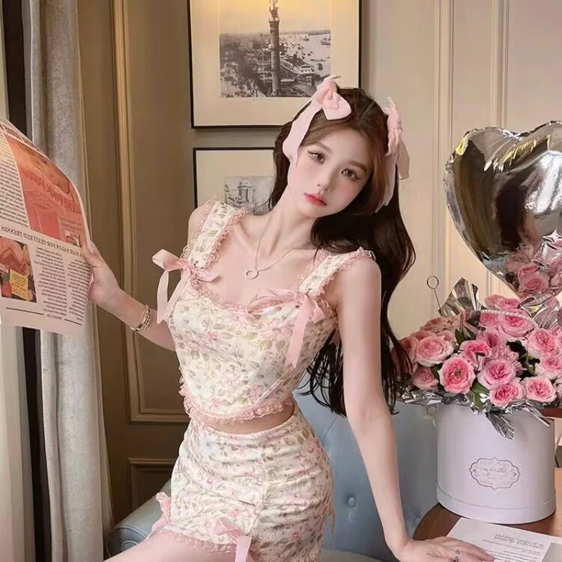 Sweet Floral Camisole and Hip Skirt Two-Piece Set   HA1897 - Image 2