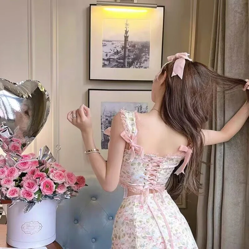 Sweet Floral Camisole and Hip Skirt Two-Piece Set   HA1897 - Image 3