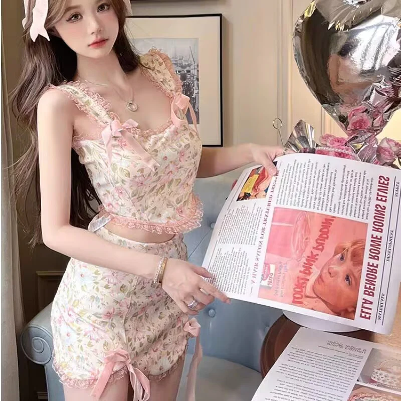 Sweet Floral Camisole and Hip Skirt Two-Piece Set   HA1897 - Image 4