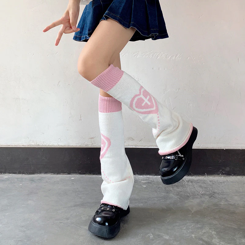 White Cross Heart Calf Socks   HA1070 - Image 3