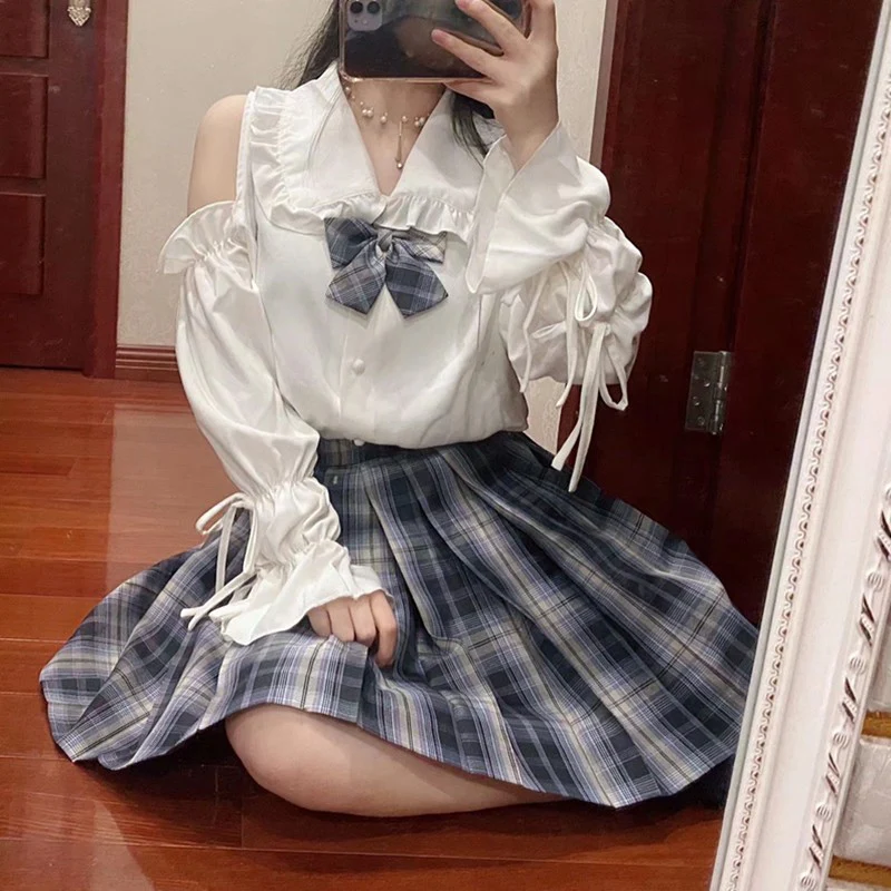 White shirt with lace inside   HA1257 - Image 5
